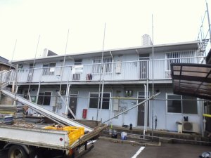 足場組み上げ写真1